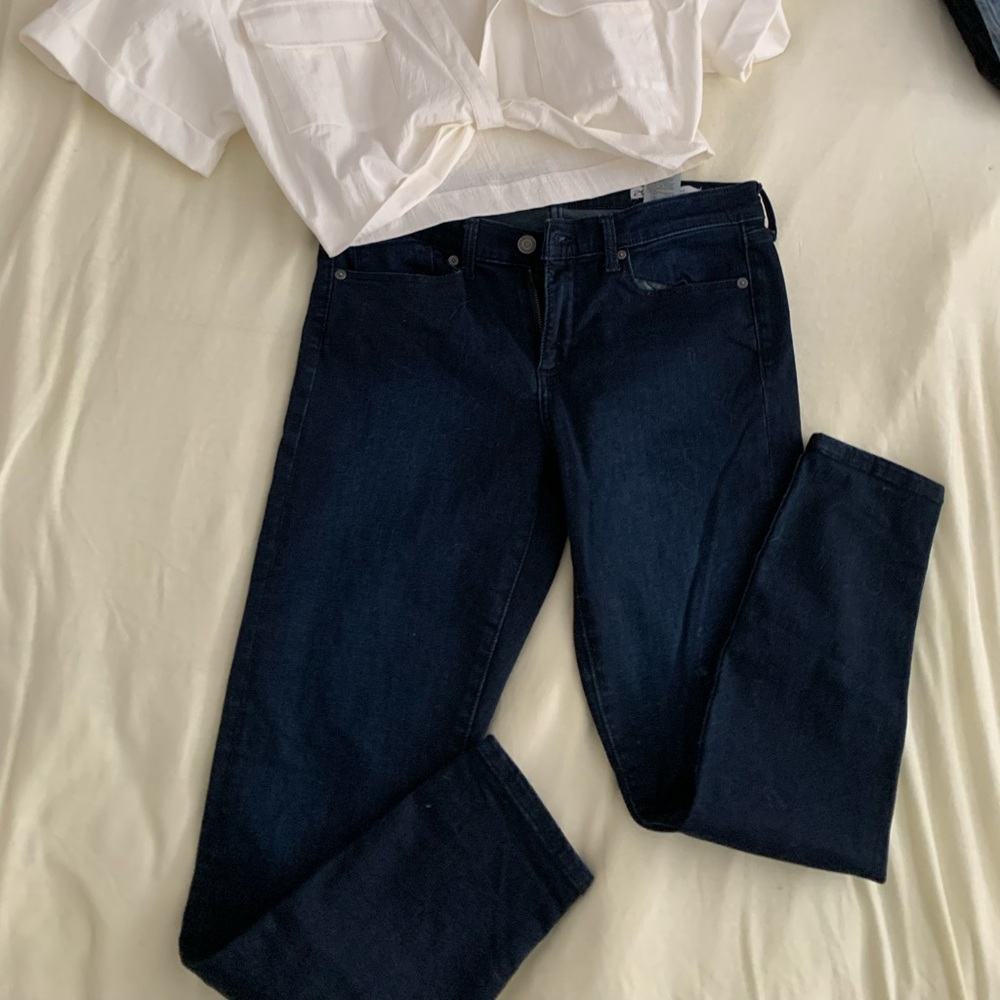 BR skinny jeans